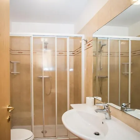 Alba Apartment *