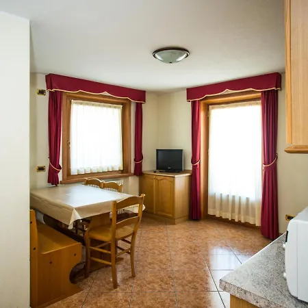 Alba Apartment *